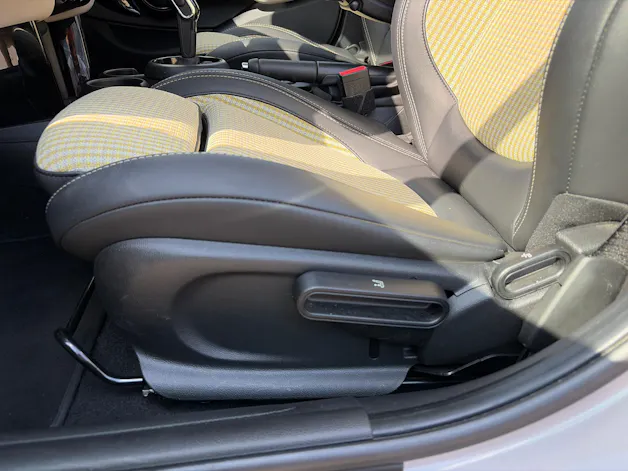 Mini F55 1.5i Cooper Classic Trim
