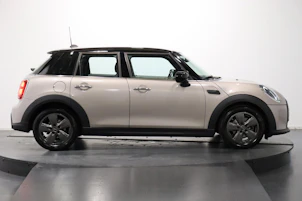 Fahrzeugbild MINI F55 1.5i Cooper