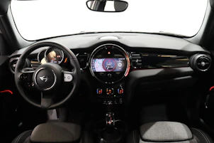 Fahrzeugbild MINI F55 1.5i Cooper