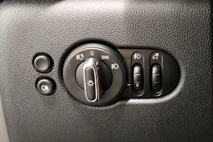 Fahrzeugbild MINI F55 1.5i Cooper