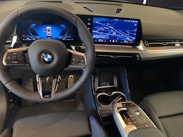 BMW X1 23i xDrive paddles