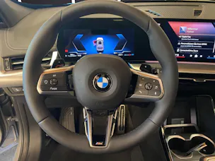 BMW X1 23i xDrive paddles