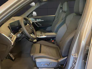 BMW X1 23i xDrive paddles