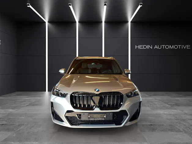 BMW X1 23i xDrive paddles