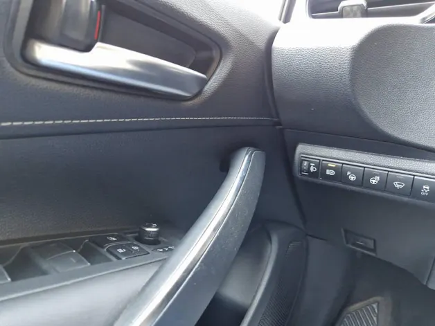Toyota Corolla 1.8 HSD Trend