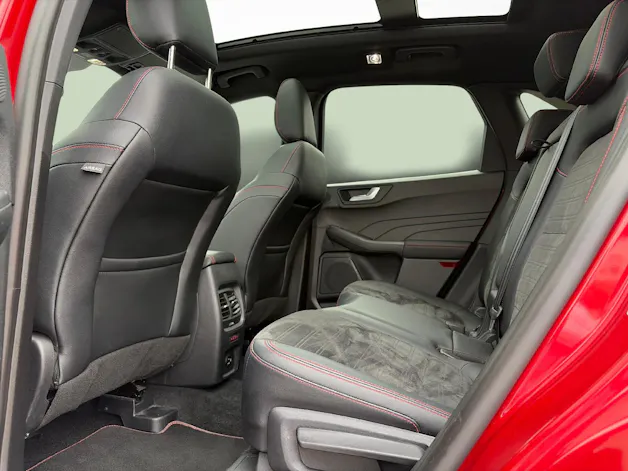 FORD Kuga 2.5 Hybrid ST-Line X 4x4