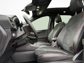 https://vehicle.imgix.net/4401647/11516809-05cb-4e3b-82ba-08fab3781e32.jpg