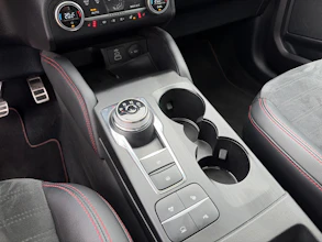 https://vehicle.imgix.net/4401647/1d11c58e-7a24-4b82-b58d-f97ea39c73f6.jpg