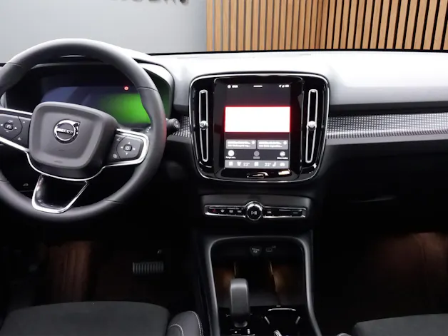 VOLVO EX40 XCENTRIC Twin Ultra AWD