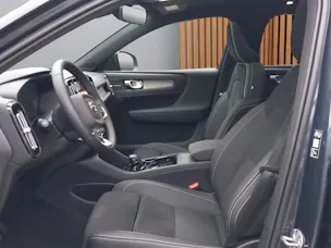 VOLVO EX40 XCENTRIC Twin Ultra AWD