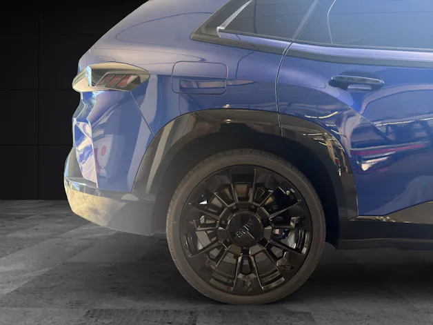 BMW XM 50e Plug-in Hybrid