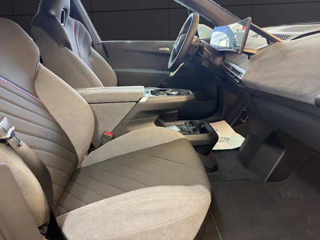 BMW iX xDrive60