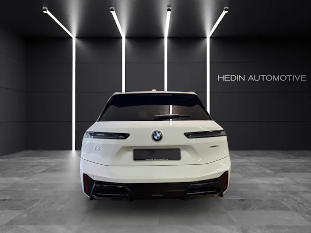 BMW iX xDrive60