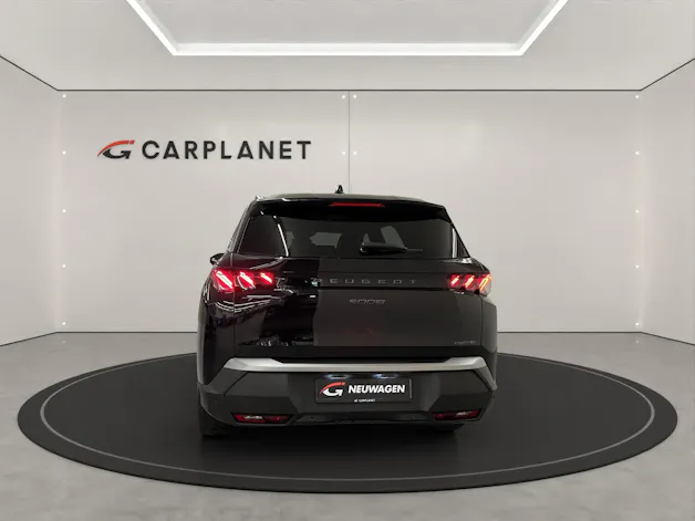 PEUGEOT 5008 1.2 Hybrid GT