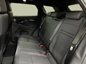 https://vehicle.imgix.net/4401724/9c6d0fae-87df-4e49-b685-8ab0583863c9.jpg