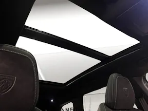 PEUGEOT 5008 1.2 Hybrid GT Exclusive