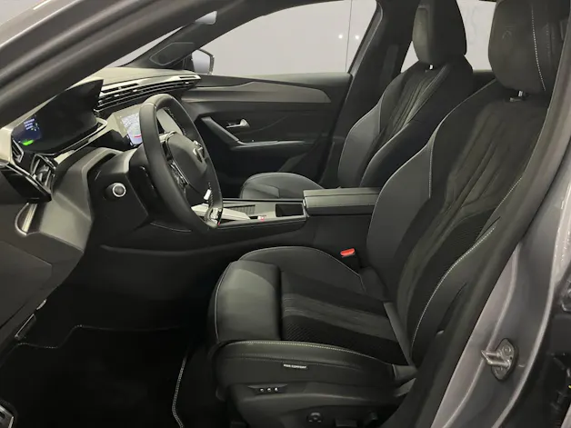 PEUGEOT 308 1.2 Hybrid GT
