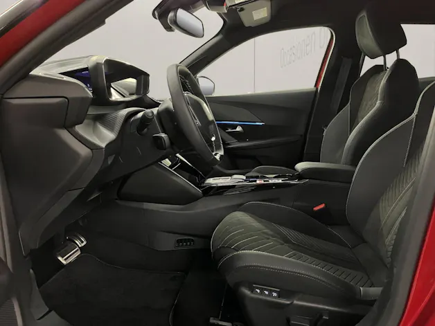 PEUGEOT 2008 1.2 Hybrid 145 GT