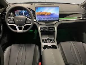 BYD Seal U DM-i Design AWD
