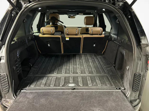 Land Rover Discovery 3.0 D I6 350 Dynamic HSE