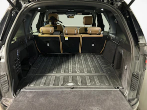 Fahrzeugbild LAND ROVER Discovery 3.0 D I6 350 Dynamic HSE
