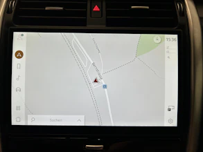 https://vehicle.imgix.net/4401756/fc80e395-a9cc-45e8-a980-4a50086817f5.jpg