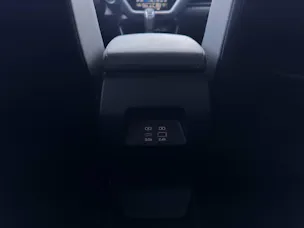 Subaru Crosstrek 2.0i e-Boxer Swiss Plus
