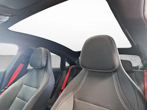 Fahrzeugbild MERCEDES-BENZ CLA 220 4MATIC AMG Line Plus