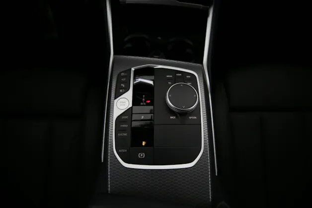 BMW 330e xDrive Touring