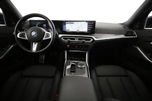 BMW 330e xDrive Touring
