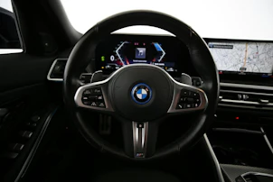 image du véhicule BMW 330e xDrive Touring