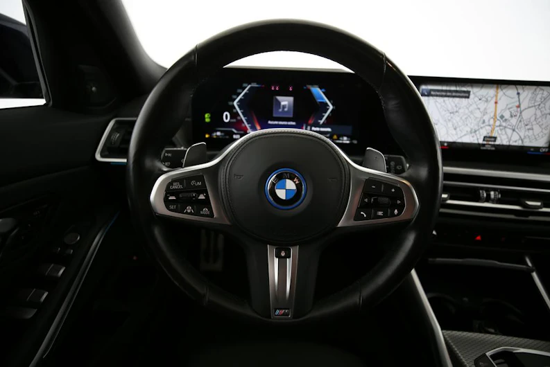 image du véhicule BMW 3 SERIES
