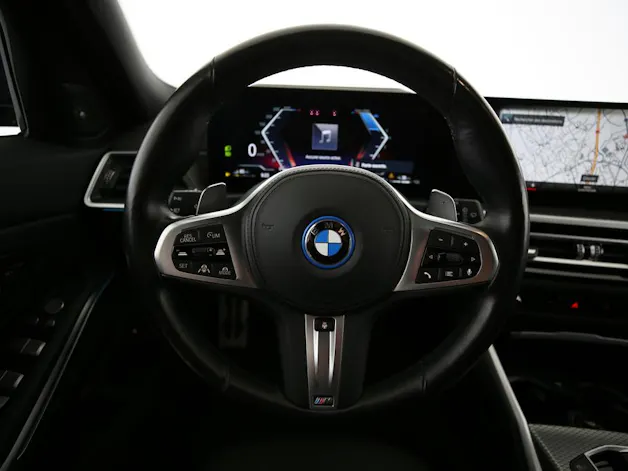 BMW 330e xDrive Touring