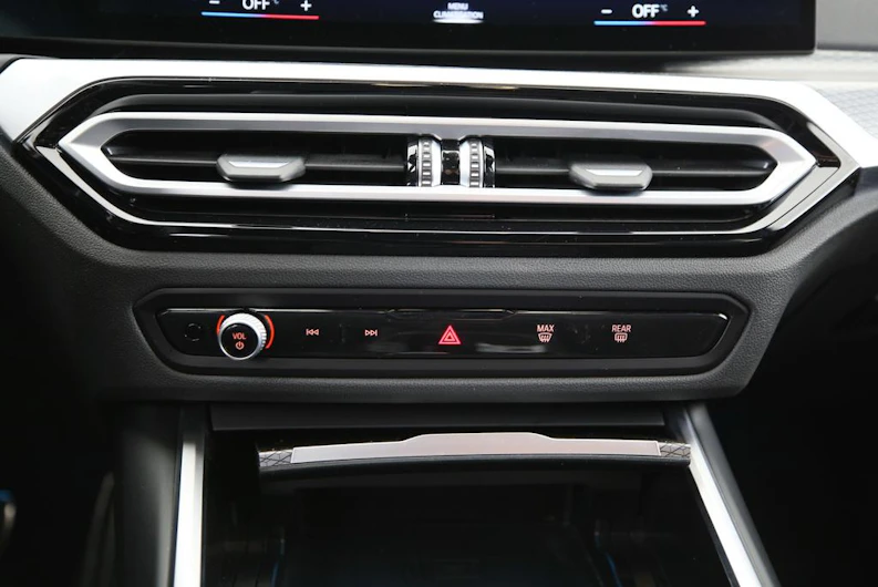 image du véhicule BMW 3 SERIES