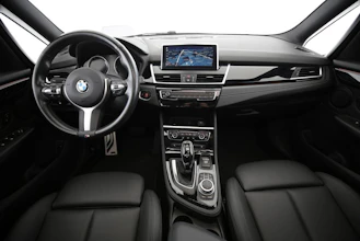 https://vehicle.imgix.net/4401835/018e09b5-1f30-4ad3-9031-dcadea40b53d.jpg