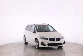 https://vehicle.imgix.net/4401835/16f6a6ed-ca4a-47fc-8963-8e674f9f5901.jpg
