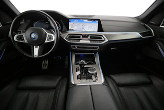 https://vehicle.imgix.net/4401843/273c2676-71bf-40d6-82ca-f39c1a6bed3b.jpg