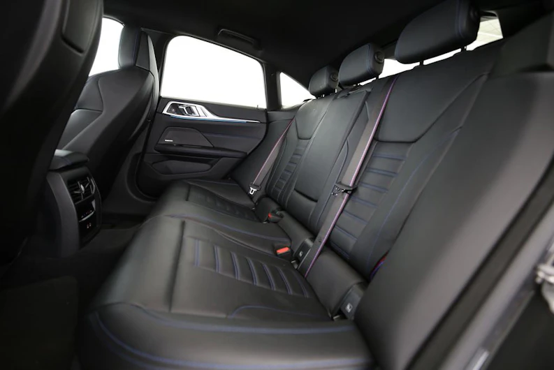 Fahrzeugbild BMW i4