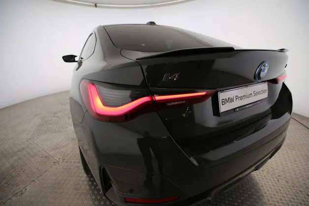 BMW i4 M50