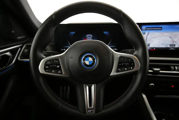 BMW i4 M50
