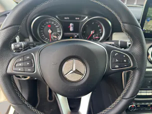 Mercedes-Benz GLA 200 d Urban 4m 7G-DCT