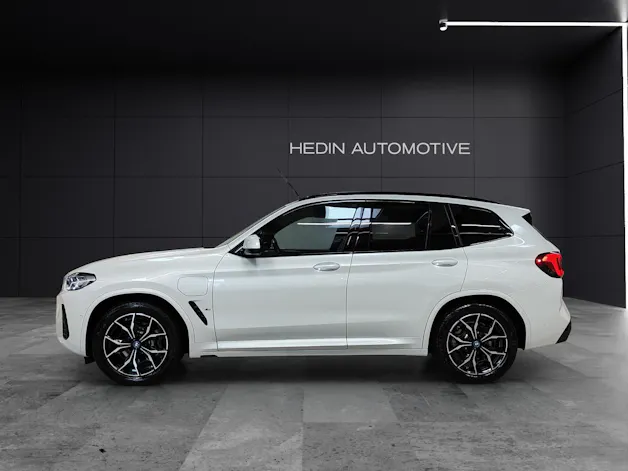BMW X3 30e xDrive SAG