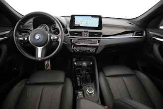 https://vehicle.imgix.net/4401872/c3c1e3be-1ebc-4d9f-968e-8484147e1f95.jpg