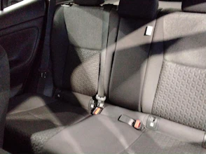 https://vehicle.imgix.net/4401887/00bfb64b-9311-46bb-b2b4-202e39e0cd58.jpg