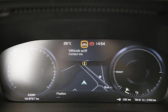 https://vehicle.imgix.net/4401917/56e4e79f-1834-434b-99cd-b4e87f912ad6.jpg