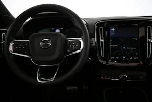 Fahrzeugbild VOLVO XC40 1.5 T4 PiH R-Design