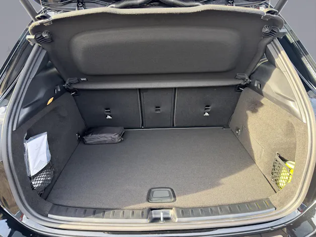 Mercedes-Benz GLA 250 Swiss Star Progressive 4matic