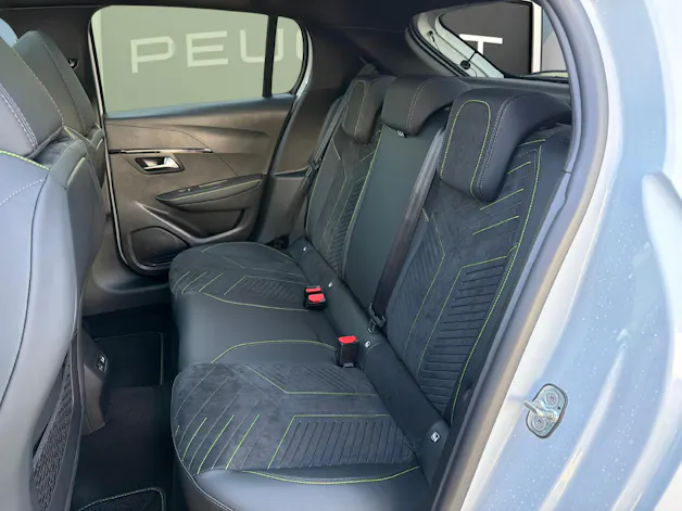 Peugeot 208 1.2 Hybrid 145 GT Exclusive