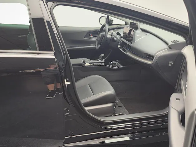 Toyota Prius 2.0 Plug-In-Hybrid Premium