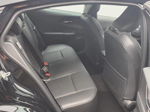 Fahrzeugbild TOYOTA Prius 2.0 Plug-In-Hybrid Premium